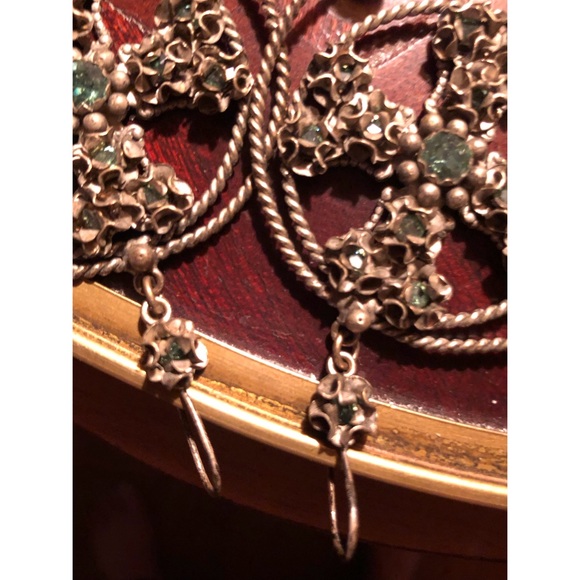 VSA CROSS HOOP EARRINGS - Picture 3 of 3